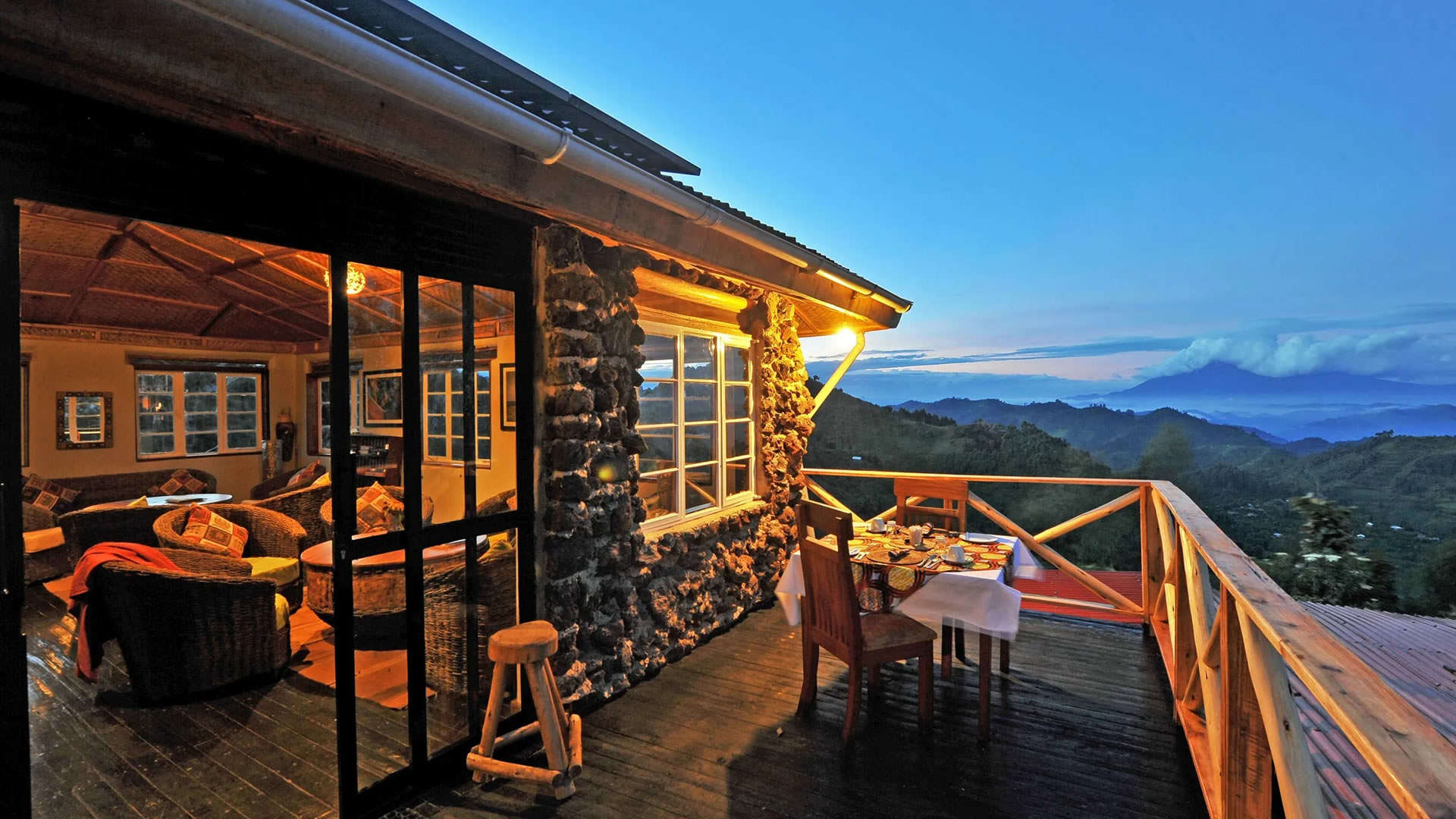 Nkuringo Bwindi Gorilla Lodge 